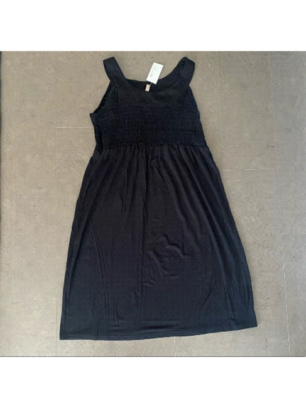 Maternity dress size Small